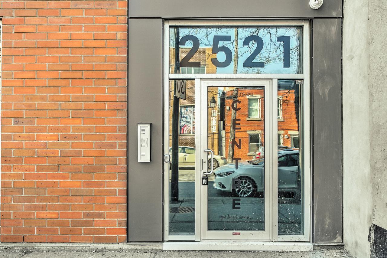 Les Lofts Du Centre By Simplissimmo Apartman Montréal Kültér fotó